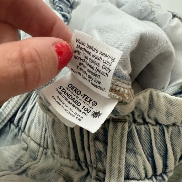 SO Women's Distressed Blue Denim High Rise Mom Jean Size 7/28W Paper Bag Waist - Picture 8 of 11